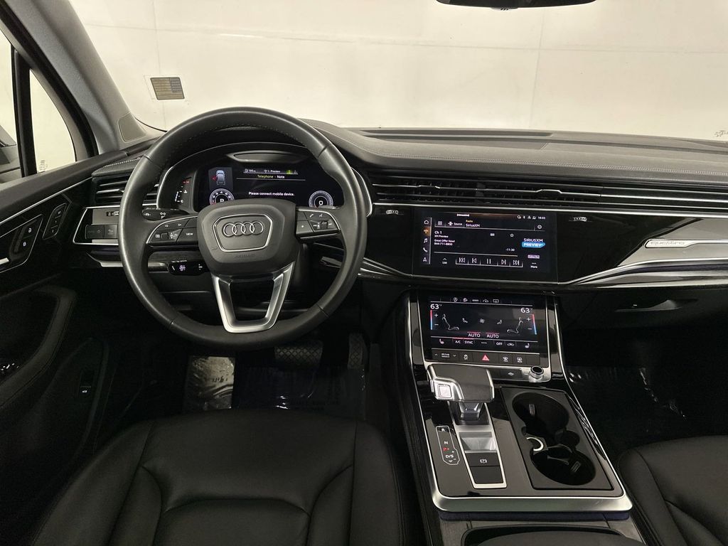 2023 Audi Q7 55 Premium Plus 22