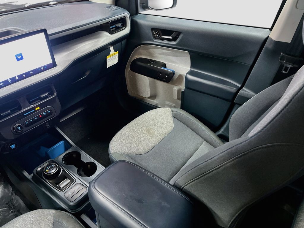 Used 2025 Shadow Black Ford XLT image 21