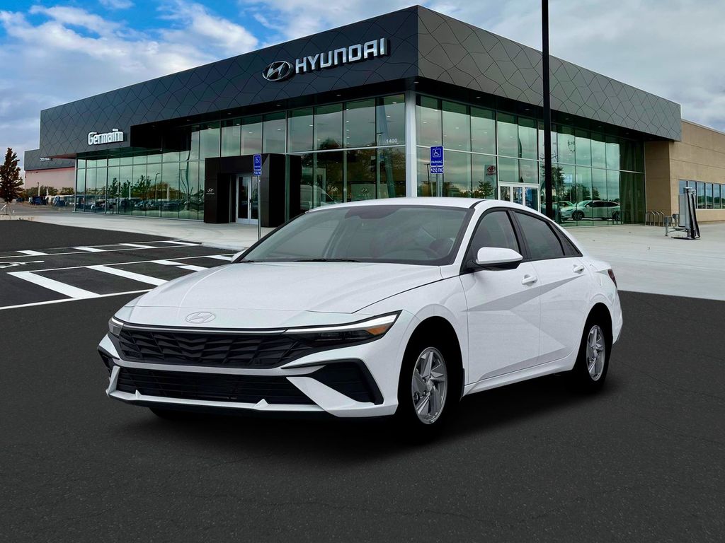2026 Hyundai ELANTRA SE
