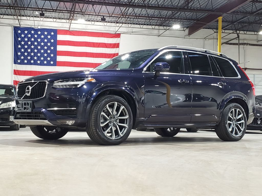 2019 Volvo XC90 T6 Momentum AWD