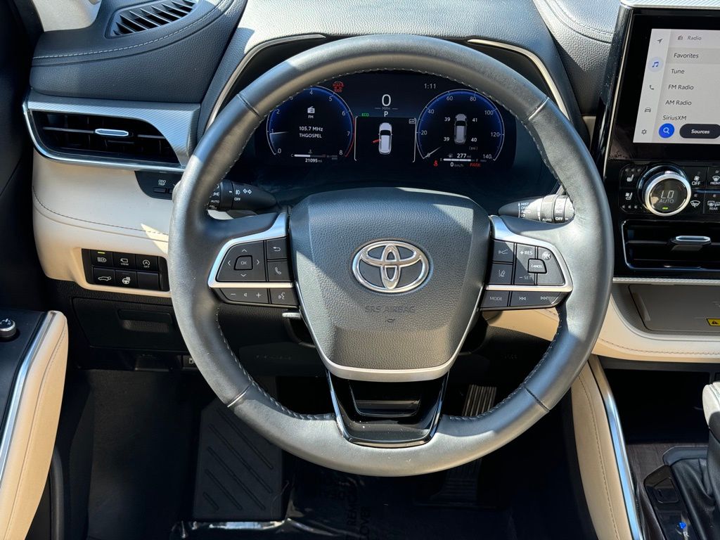 2023 Toyota Highlander Platinum 18