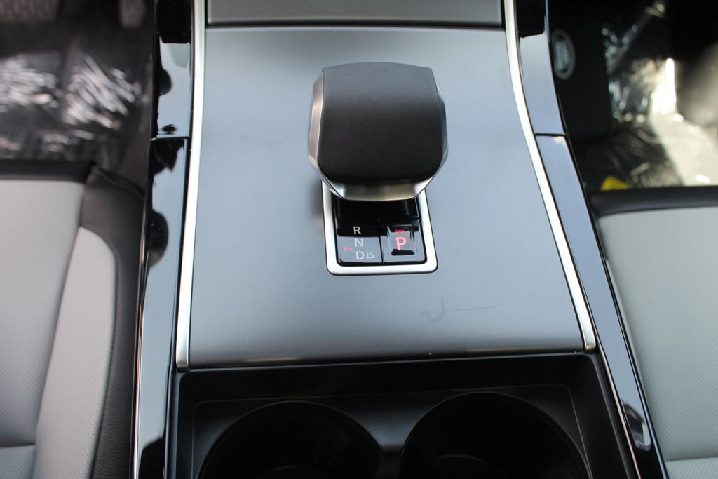 New 2026 White Land Rover S image 42