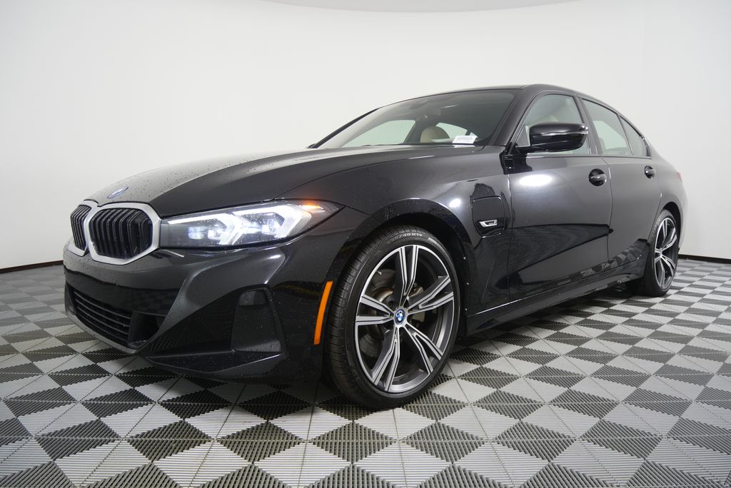 Thumbnail: 2023 BMW 3 Series - 7