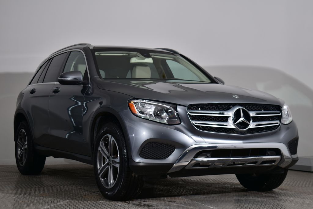 2019 Mercedes-Benz GLC 300 7