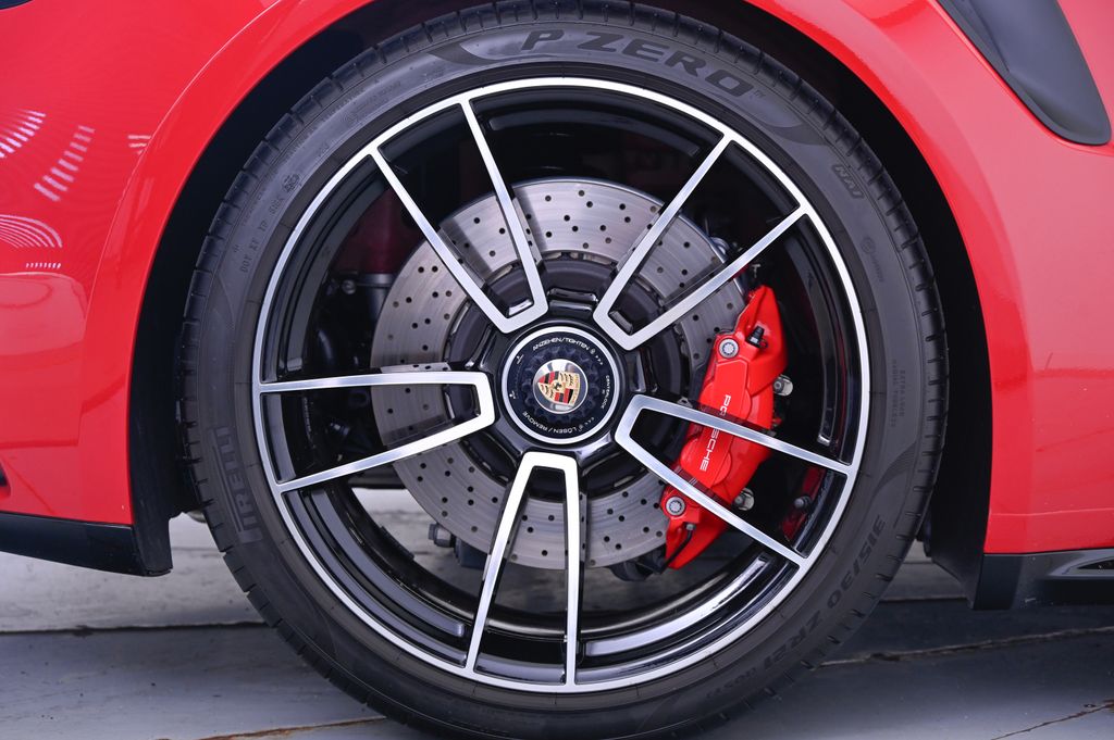 Thumbnail: 2024 Porsche 911 - 13