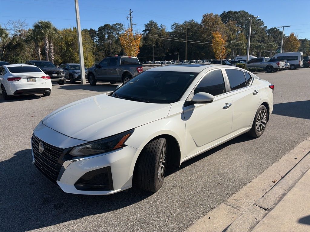 2023 Nissan Altima SV FWD