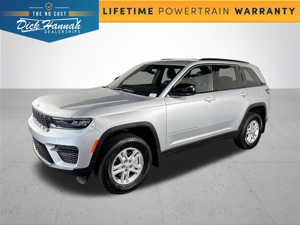 2025 Jeep Grand Cherokee Laredo