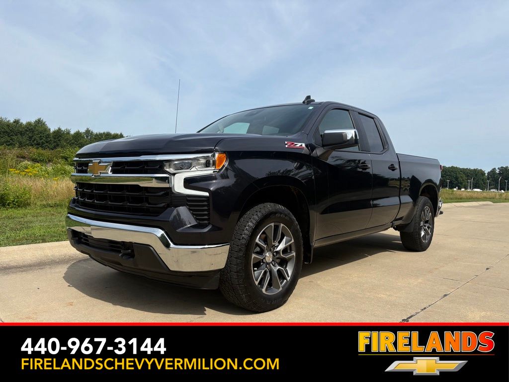 Dark Ash Metallic 2023 Chevrolet Silverado 1500 Pickup Truck Four-Wheel Drive Automatic