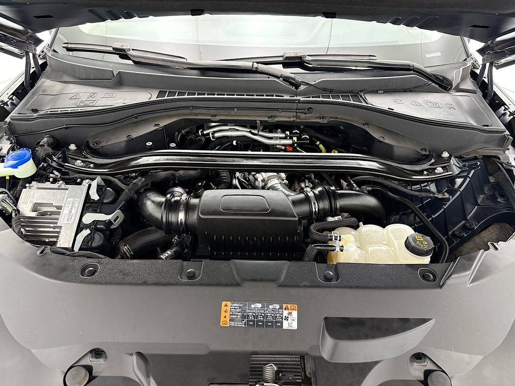 Thumbnail: 2022 Lincoln Aviator - 28