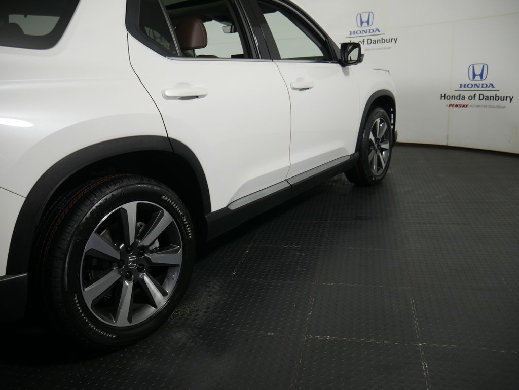 Thumbnail: 2023 Honda Pilot - 4