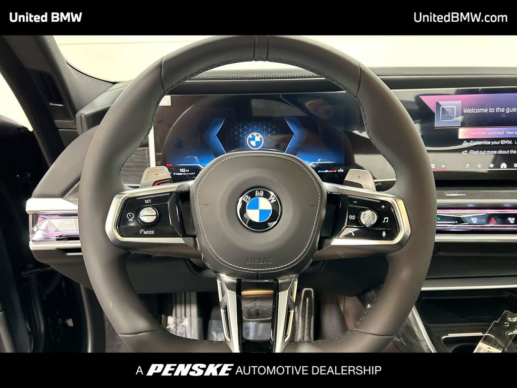 Thumbnail: 2025 BMW 7 Series - 14