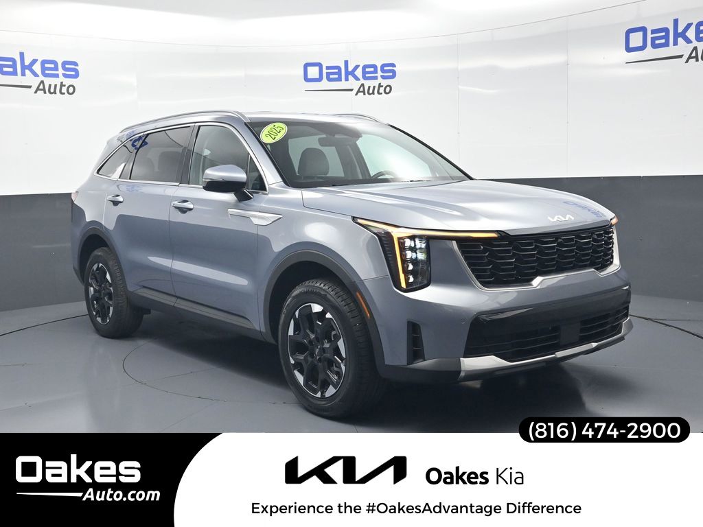 2025 Everlasting Silver Kia Sorento S AWD SUV
