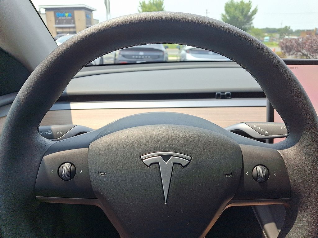 Thumbnail: 2024 Tesla Model Y - 21
