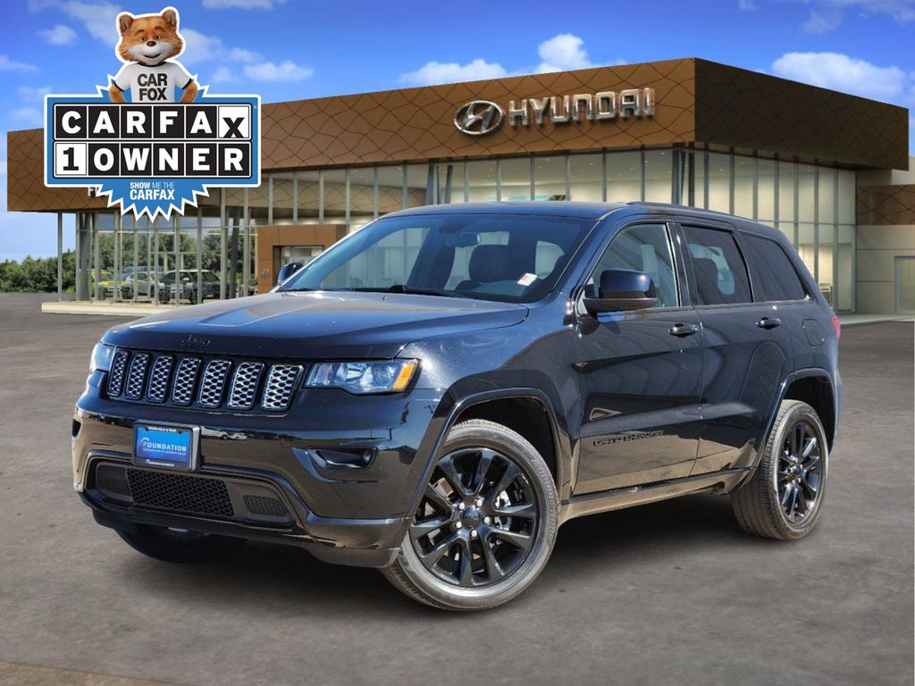 2021 Jeep Grand Cherokee Laredo X 1