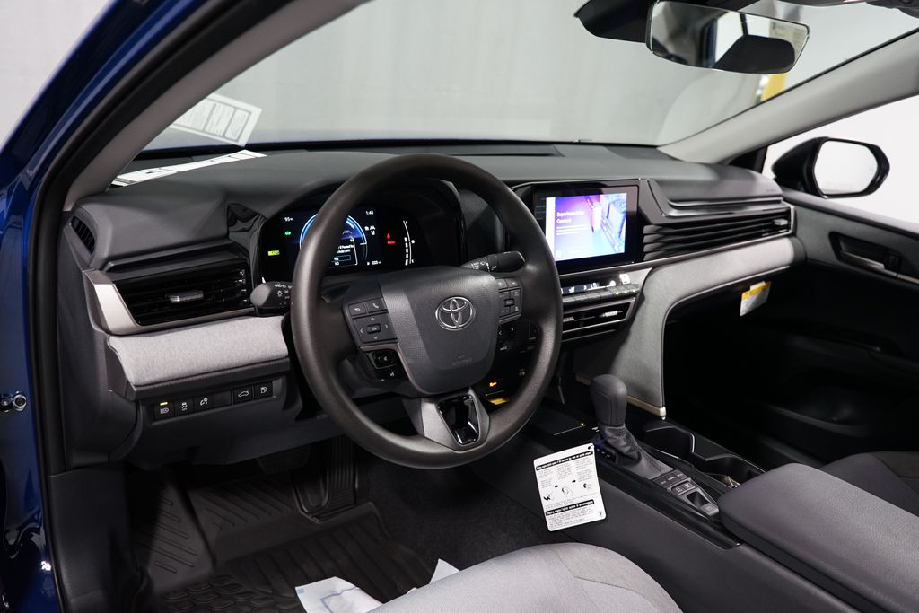 Thumbnail: 2025 Toyota Camry - 11