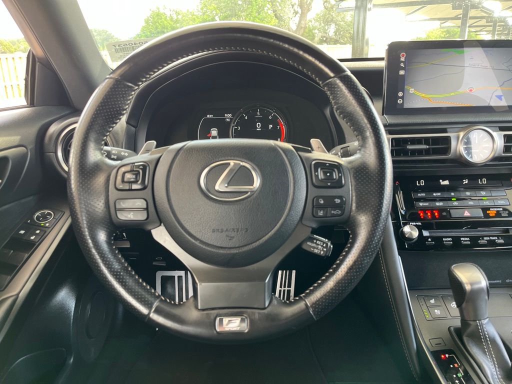 Thumbnail: 2021 Lexus IS - 17