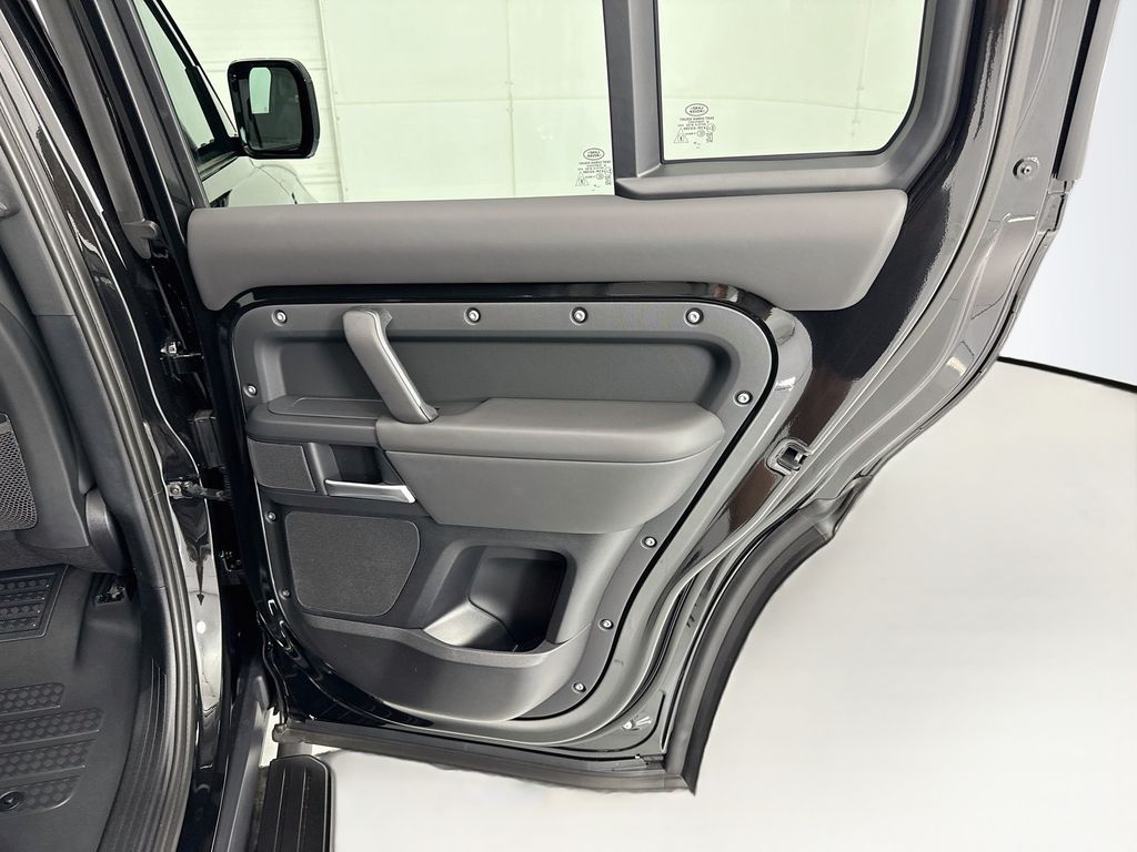 Thumbnail: 2026 Land Rover Defender - 26