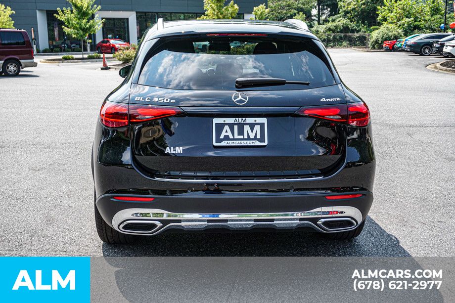 Used 2026 Black Mercedes-Benz GLC 350e image 10