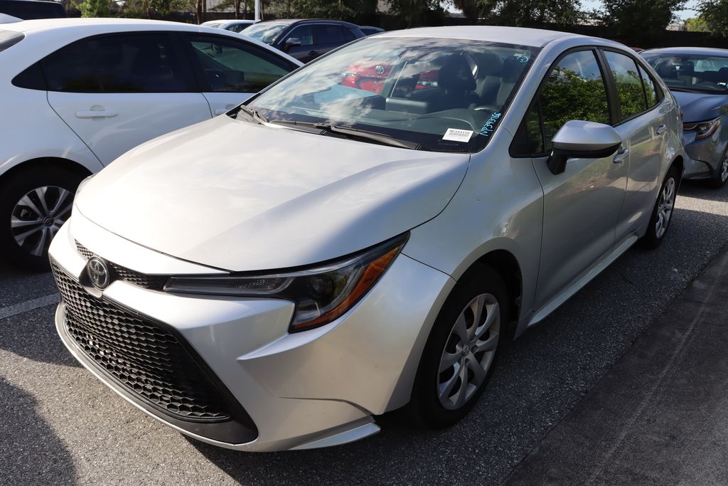 2022 Toyota Corolla LE 2