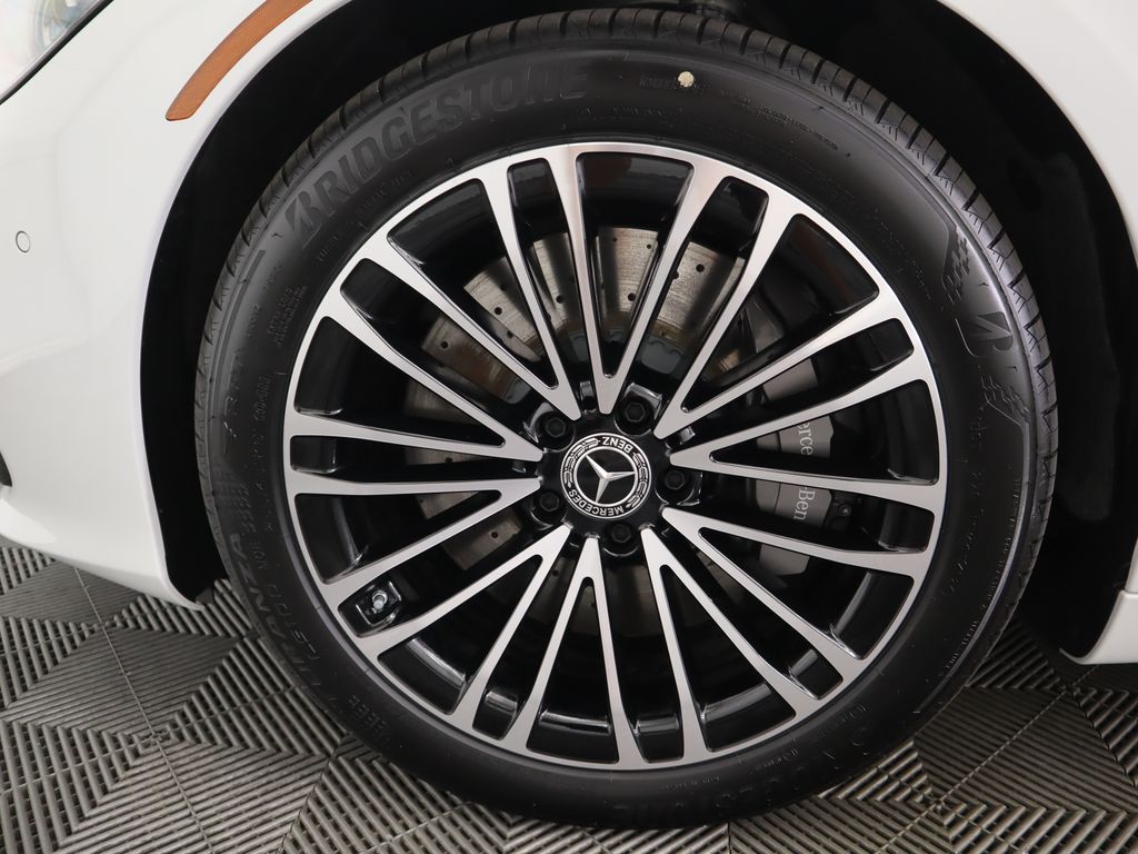 Thumbnail: 2025 Mercedes-Benz S-Class - 32