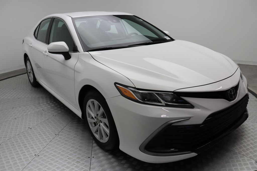 2024 Toyota Camry LE 6