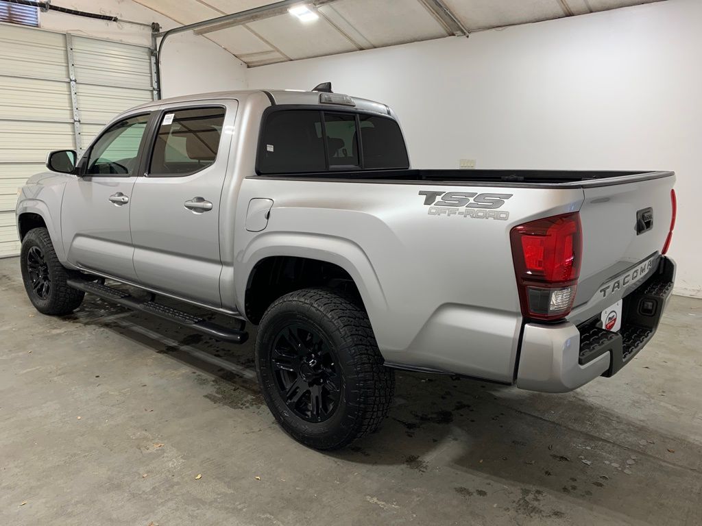 2022 Toyota Tacoma SR 2