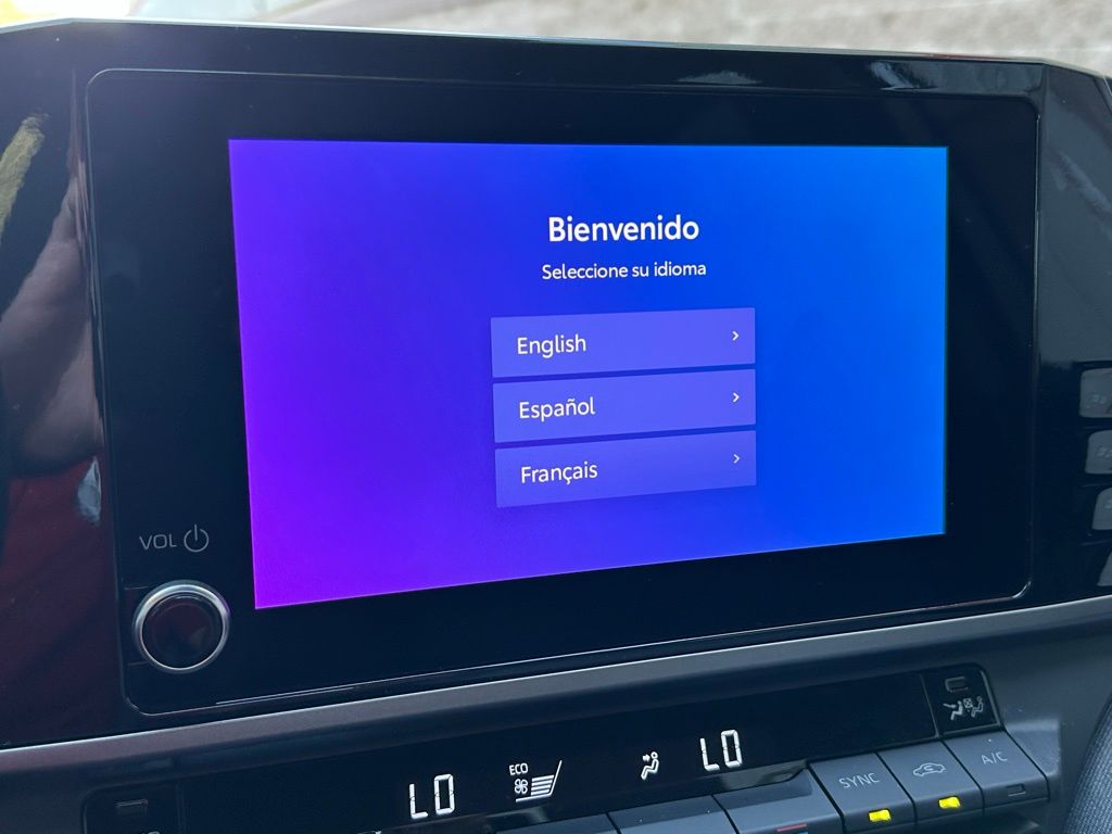 Thumbnail: 2025 Toyota Camry - 23