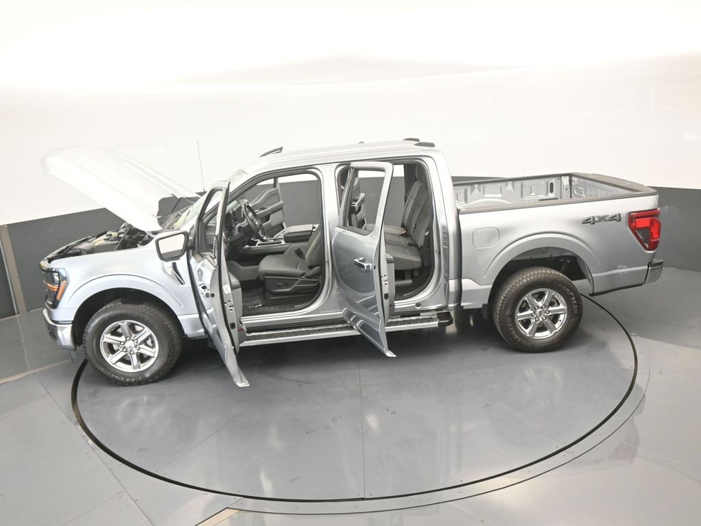 Used 2024 Silver Metallic Ford XLT image 79