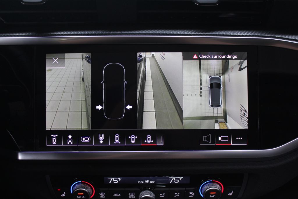 Thumbnail: 2025 Audi Q3 - 28