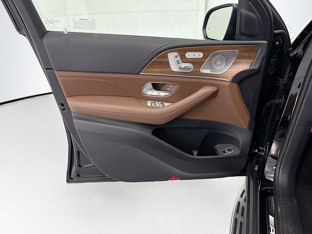 Thumbnail: 2026 Mercedes-Benz GLE - 23