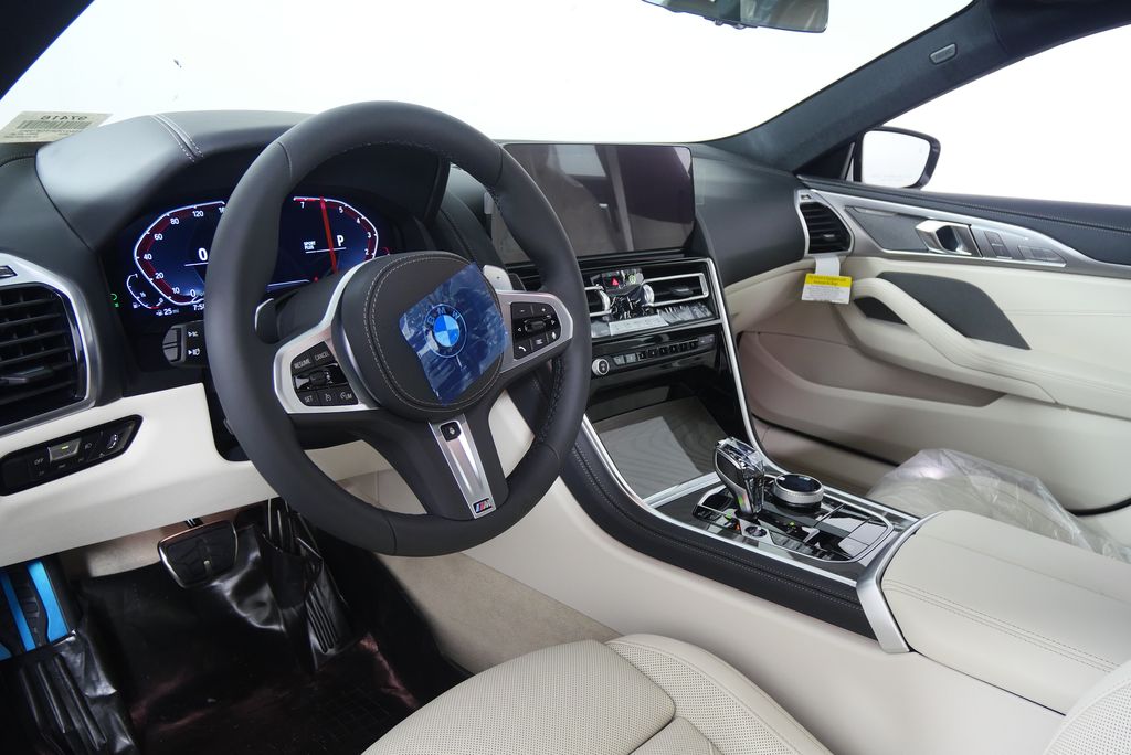 Thumbnail: 2026 BMW 8 Series - 14