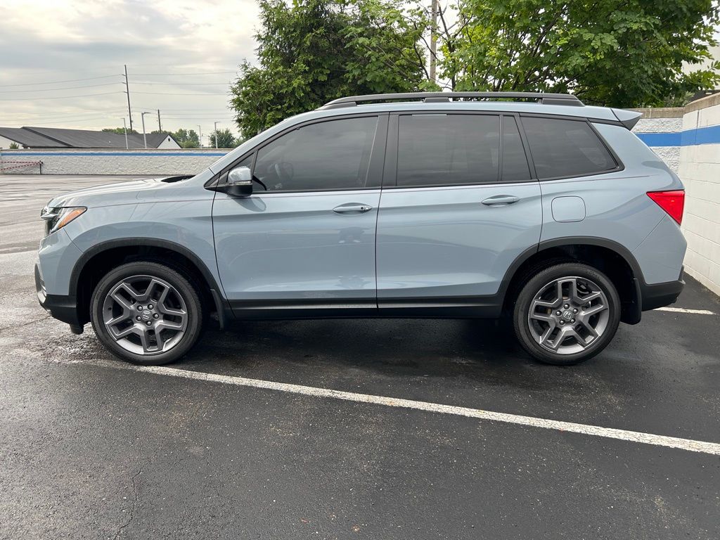 Thumbnail: 2023 Honda Passport - 2