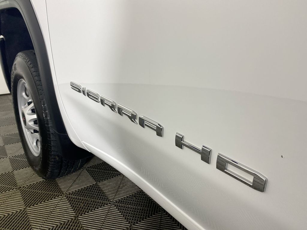 2025 GMC Sierra 2500HD Pro photo
