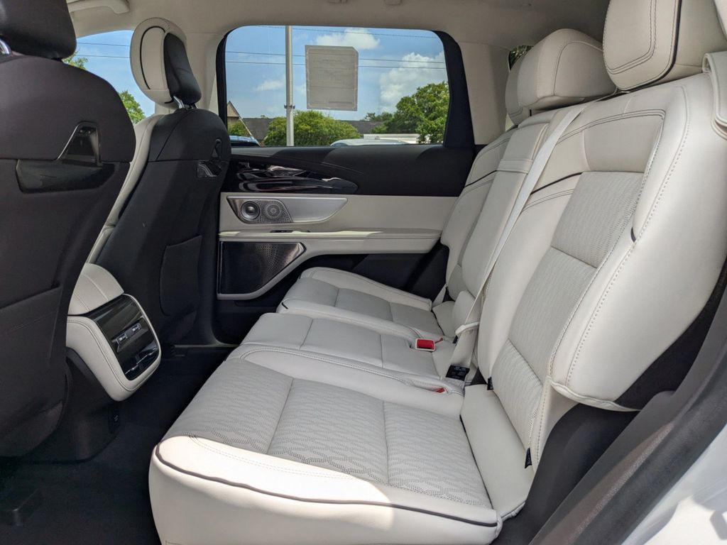 2025 Lincoln Nautilus Hybrid Black Label