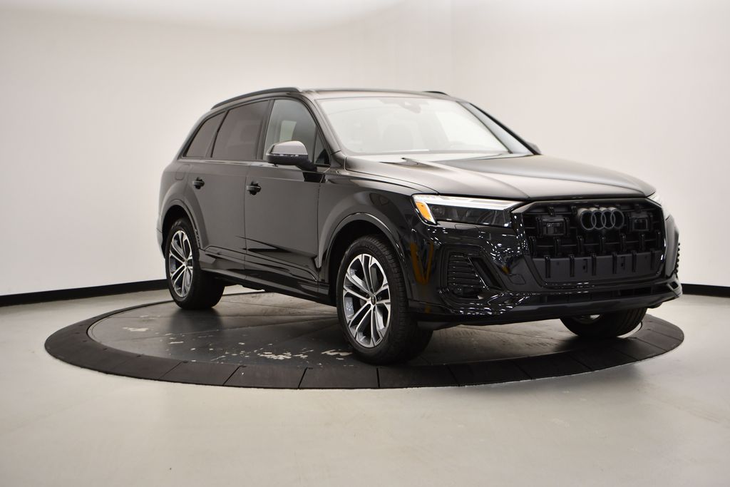 2025 Audi Q7  7