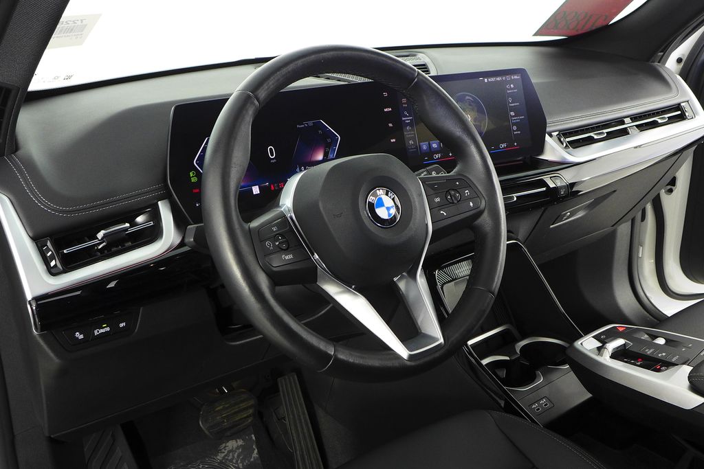 Thumbnail: 2023 BMW X1 - 31