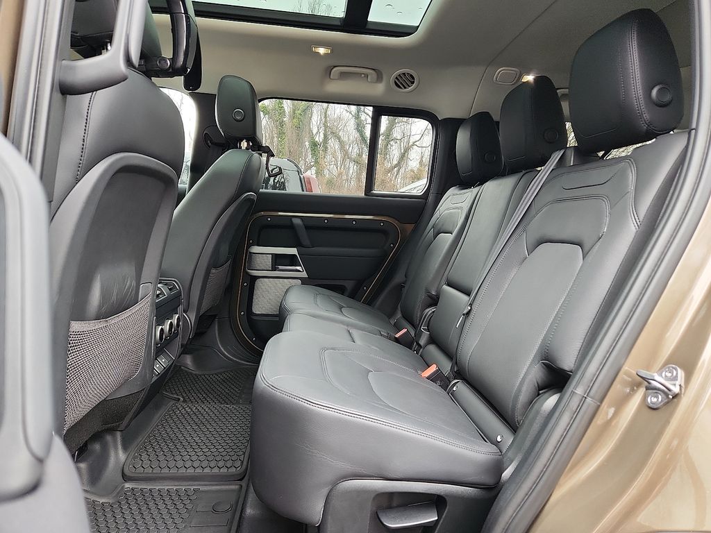 Thumbnail: 2023 Land Rover Defender - 10