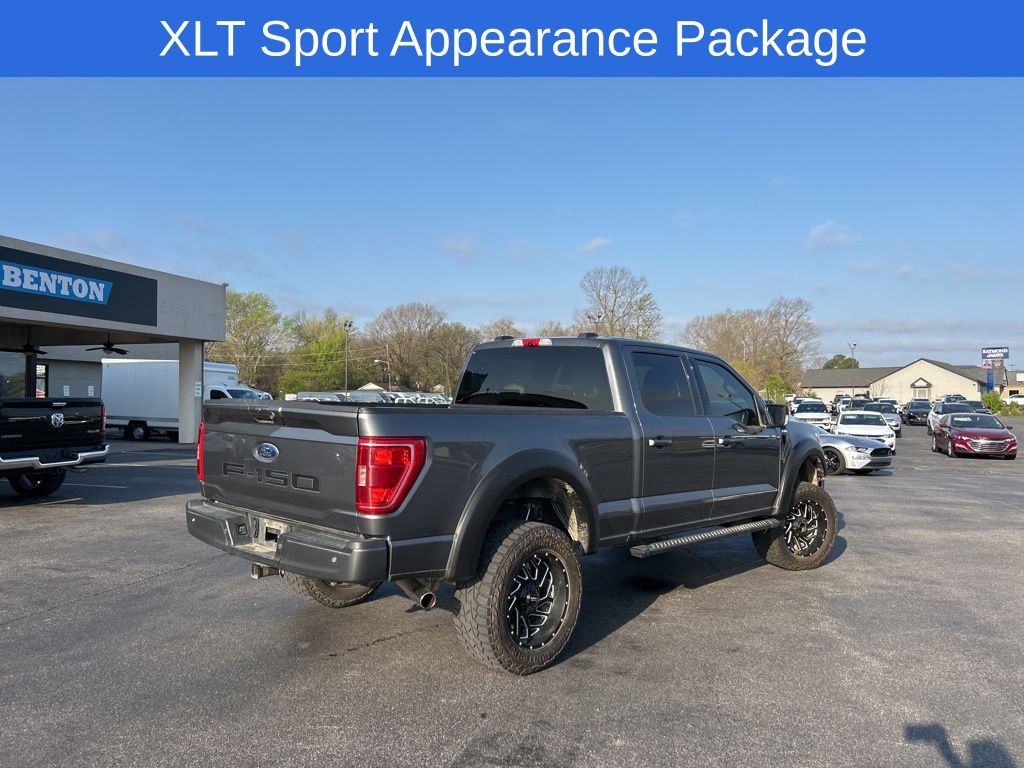 View vehicle photo 3