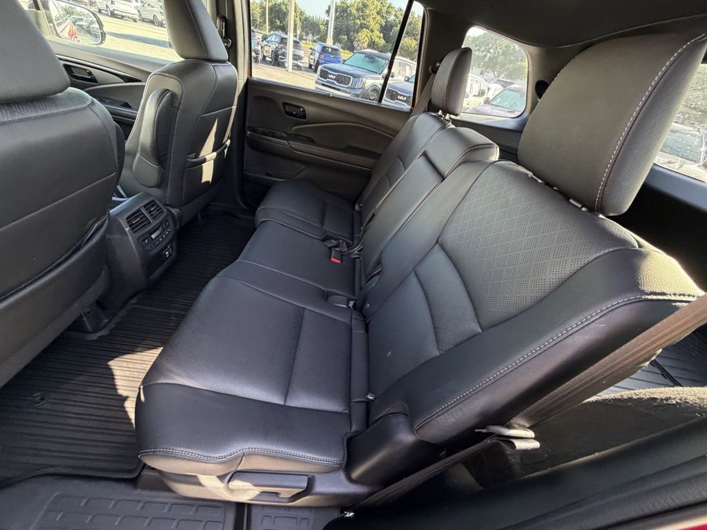 used 2023 Honda Passport car, priced at $36,291