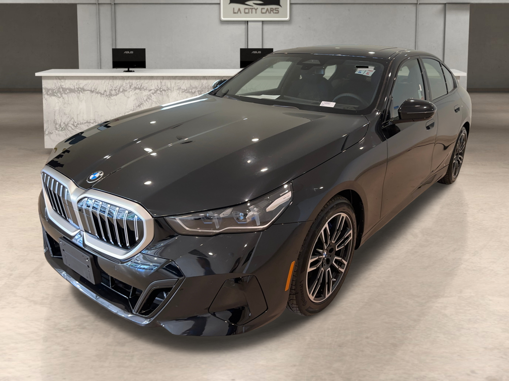 Black Sapphire Metallic 2025 BMW 5 Series Sedan Rear-Wheel Drive 8-Speed Automatic