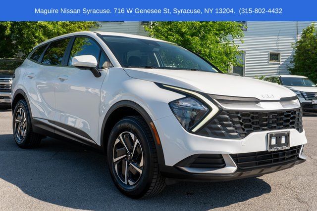 2023 Kia Sportage Hybrid LX White at Bob Ruth Ford