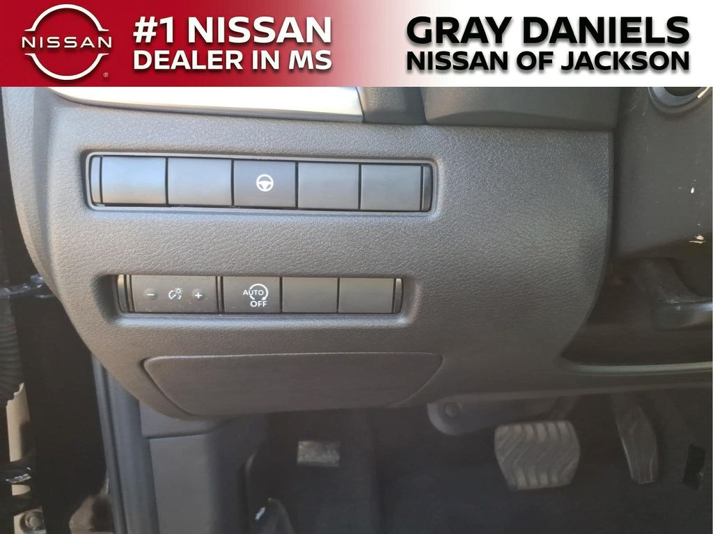 Used 2023 Nissan Rogue SUV