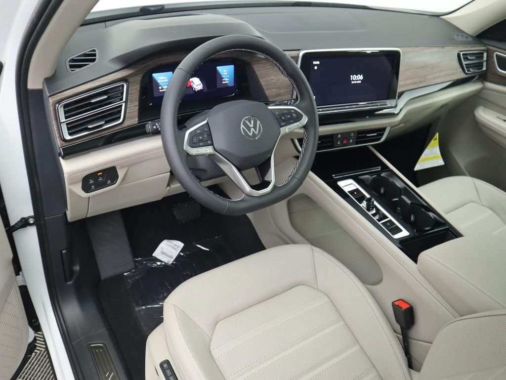 2025 Volkswagen Atlas SEL 10