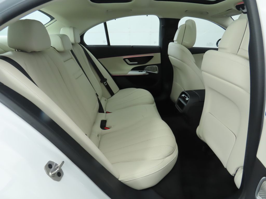 2025 Mercedes-Benz E-Class E 350 24