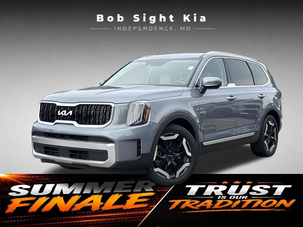 Everlasting Silver 2023 Kia Telluride SUV / Crossover Front-Wheel Drive 8-Speed Automatic