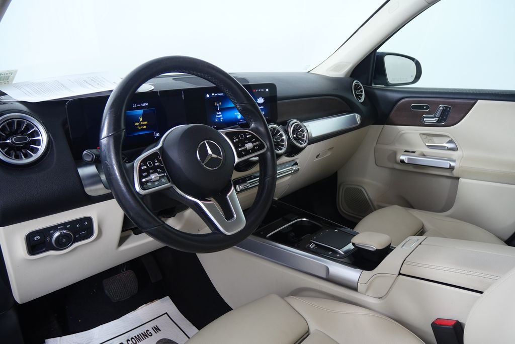 Thumbnail: 2023 Mercedes-Benz GLB - 13