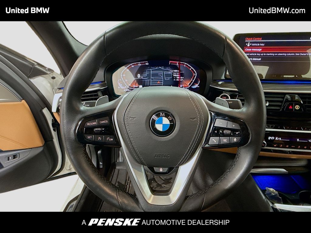 Thumbnail: 2023 BMW 5 Series - 6