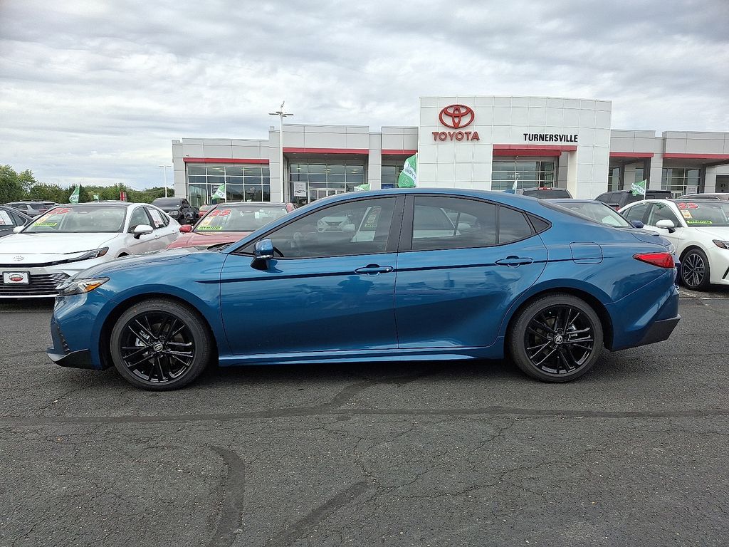 Thumbnail: 2025 Toyota Camry - 7