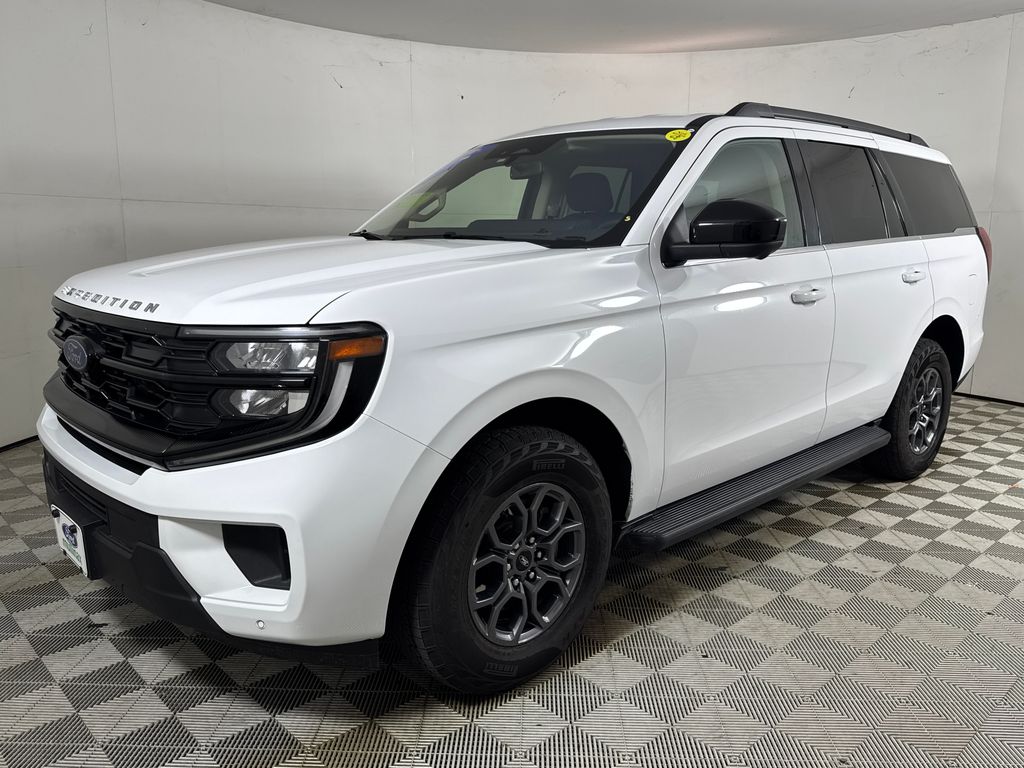 Used 2025 White Ford Active image 10