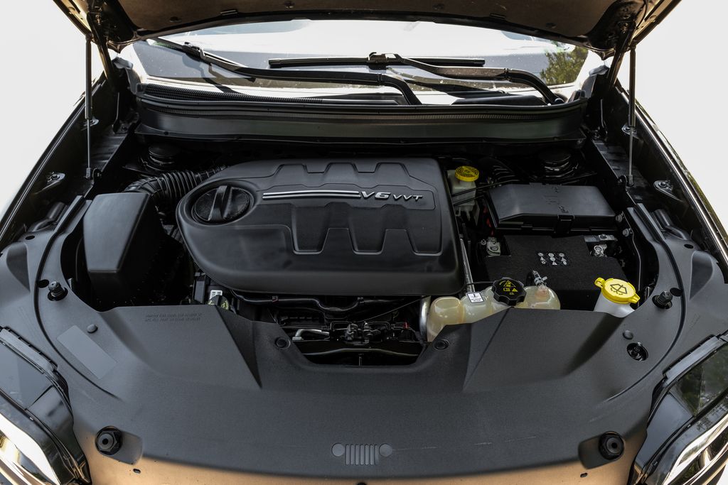 used 2022 Jeep Cherokee car, priced at $25,800